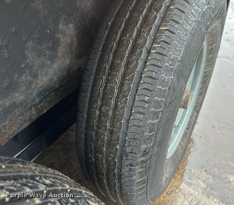 image for item DN0889 2015 Towmaster B6D equipment trailer