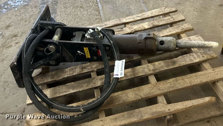 image for item DN0894 2013 Toro compact utility loader breaker