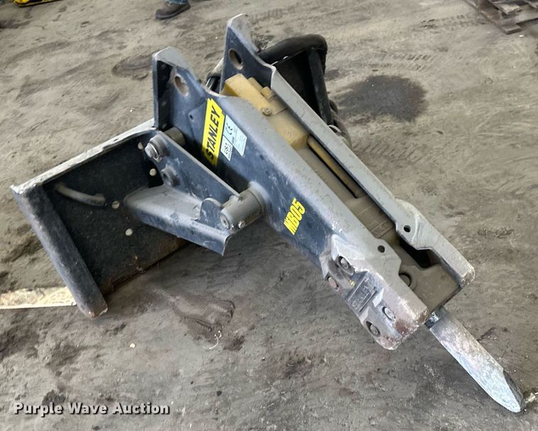 image for item DN0898 Stanley  MB05S02 skid steer breaker