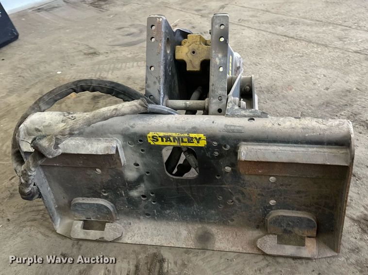 image for item DN0898 Stanley  MB05S02 skid steer breaker