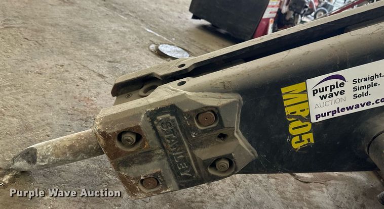 image for item DN0898 Stanley  MB05S02 skid steer breaker