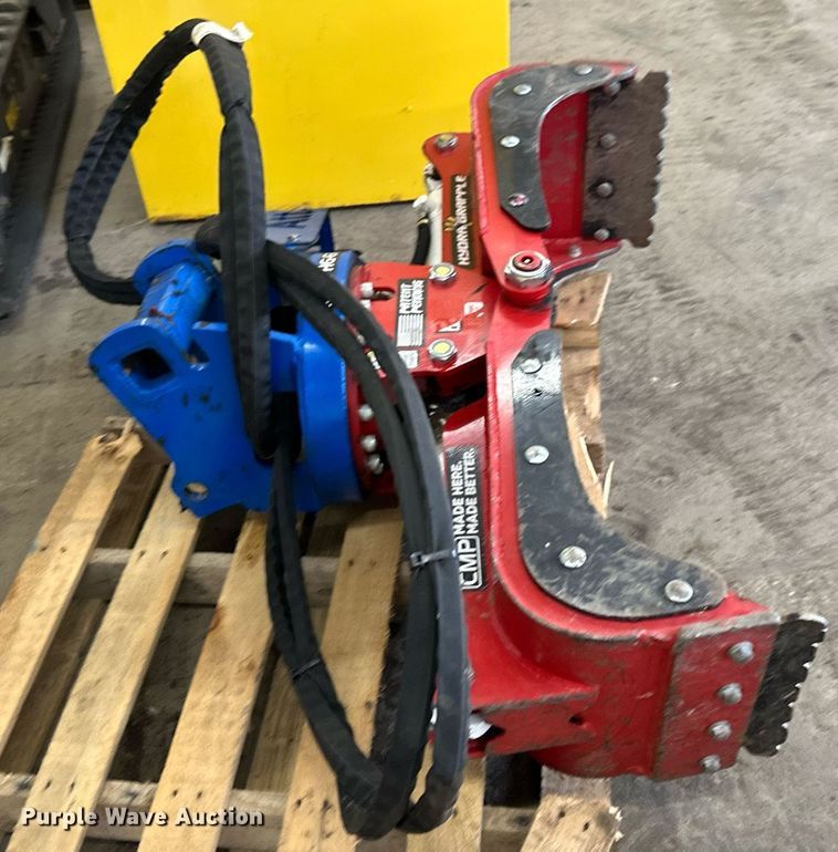 image for item DN0899 CMP HG61 rotating excavator grapple