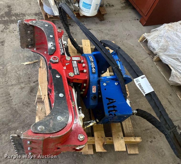 image for item DN0899 CMP HG61 rotating excavator grapple