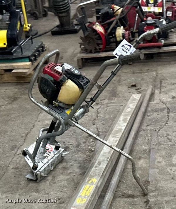 image for item DN0906 Whiteman  power screed