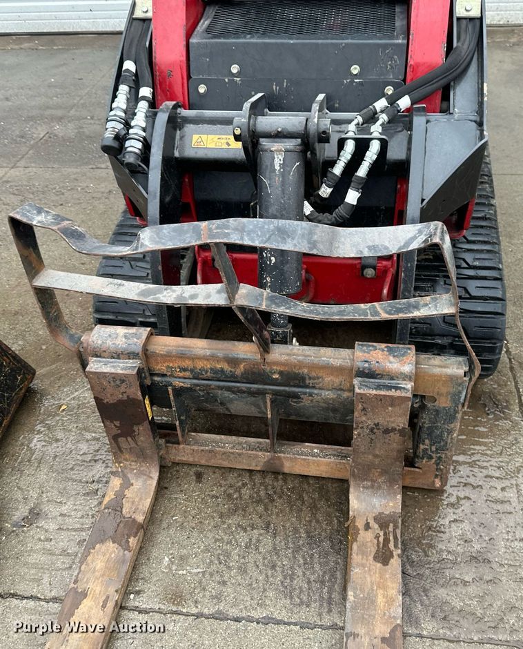 image for item DN0910 Toro Dingo TX 1000 compact utility loader