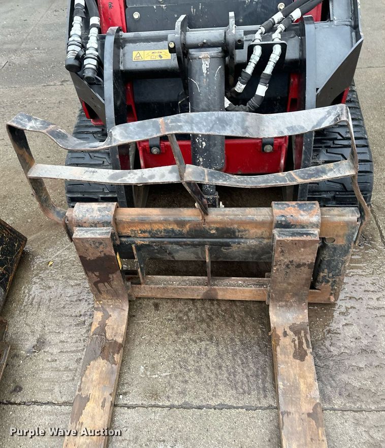 image for item DN0910 Toro Dingo TX 1000 compact utility loader