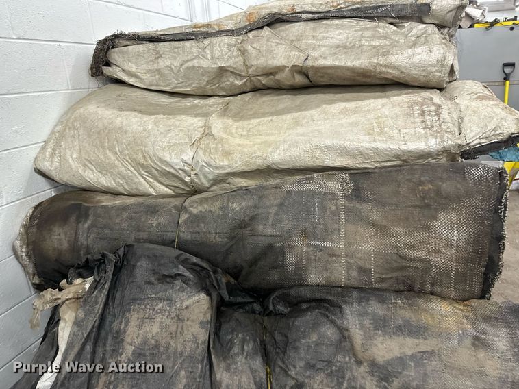 image for item DN0911 (12) concrete blankets