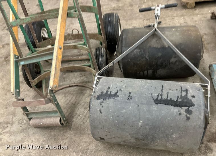 image for item DN0912 Landscape tools