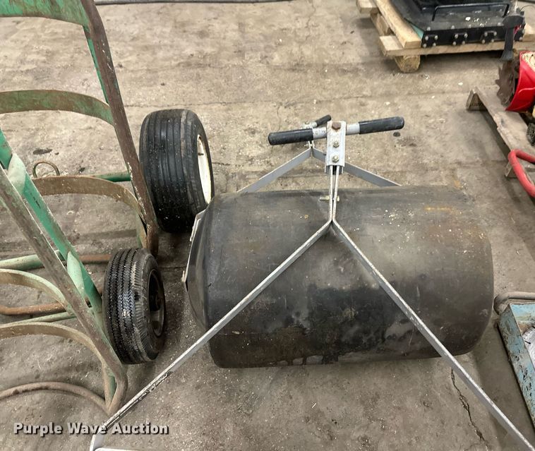 image for item DN0912 Landscape tools