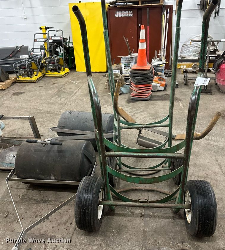 image for item DN0912 Landscape tools