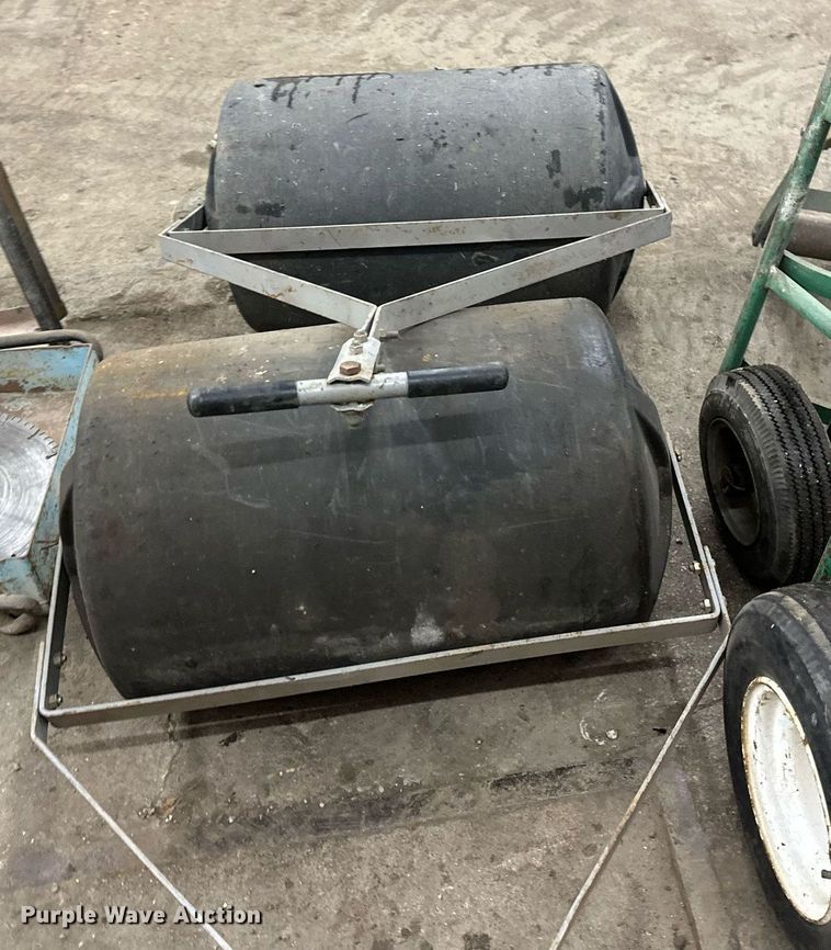 image for item DN0912 Landscape tools