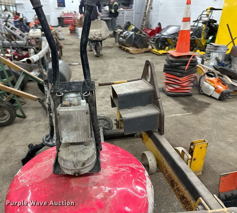 image for item DN0913 Concrete tools