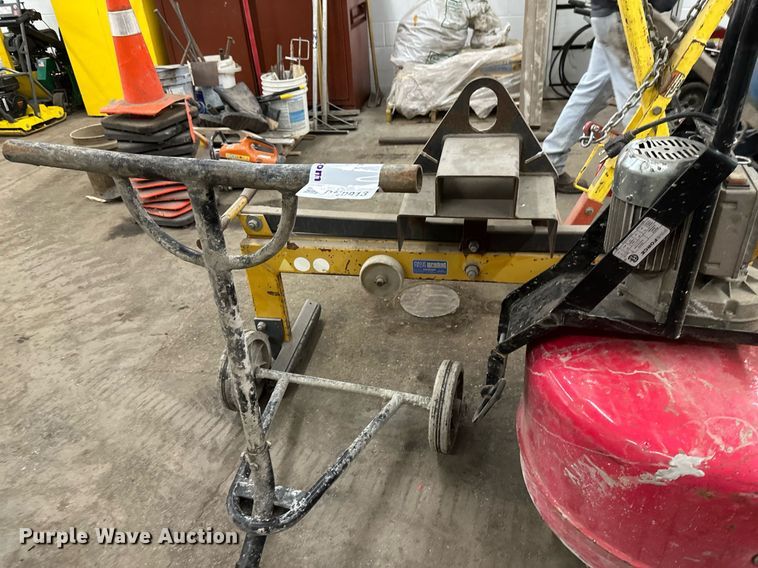 image for item DN0913 Concrete tools