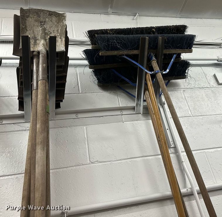 image for item DN0918 Tools