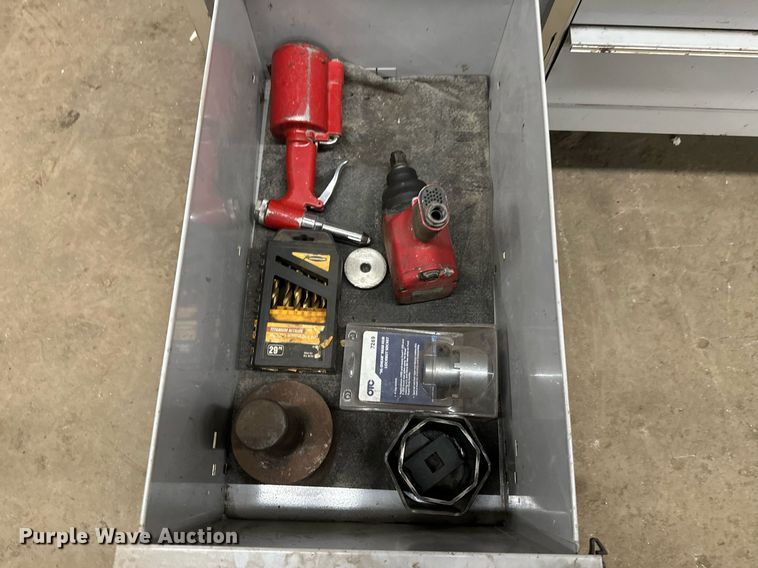 image for item DN0921 Snap-on  toolbox