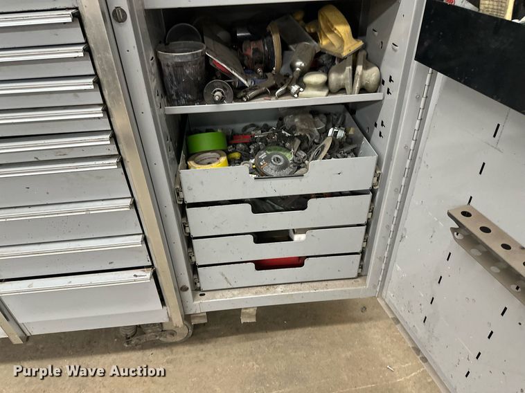 image for item DN0921 Snap-on  toolbox