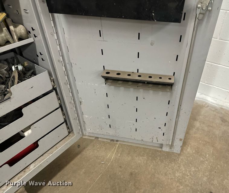 image for item DN0921 Snap-on  toolbox