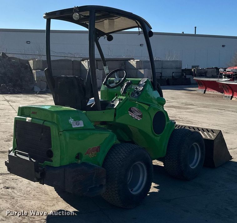 image for item DN0922 2014 Avant 630 compact wheel loader
