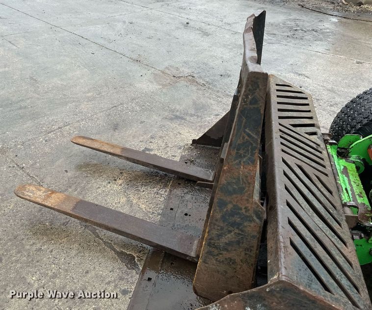 image for item DN0922 2014 Avant 630 compact wheel loader