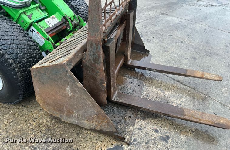 image for item DN0922 2014 Avant 630 compact wheel loader