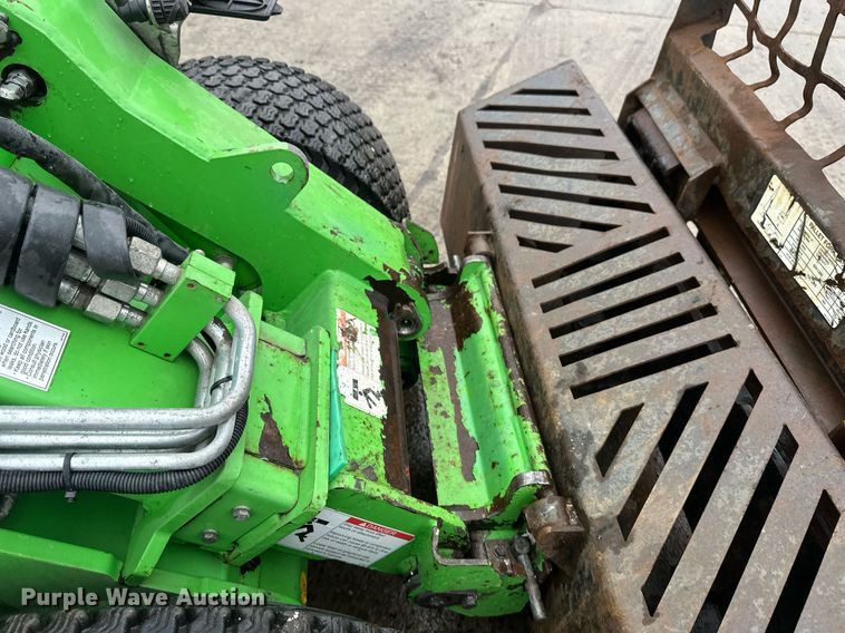 image for item DN0922 2014 Avant 630 compact wheel loader