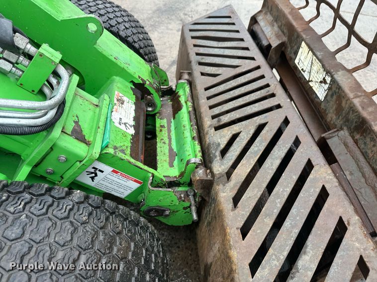 image for item DN0922 2014 Avant 630 compact wheel loader