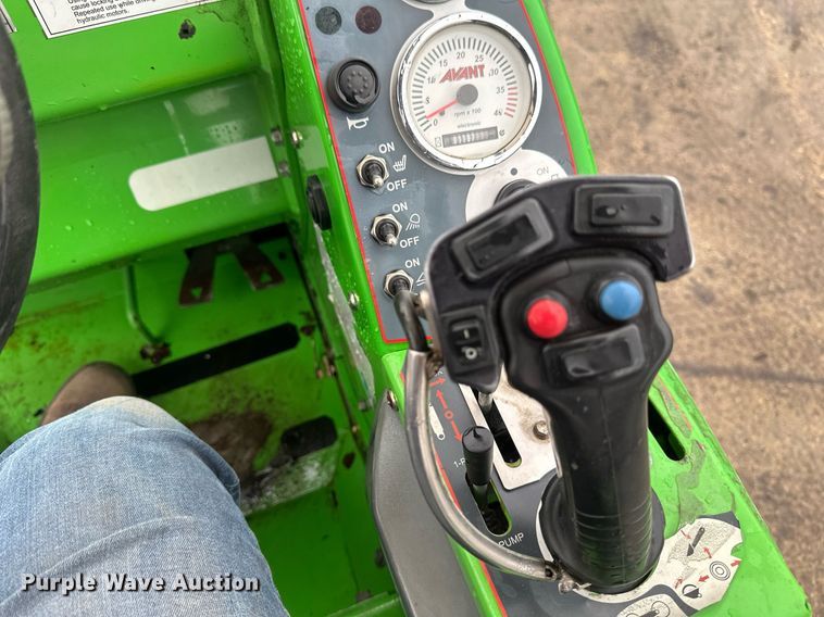 image for item DN0922 2014 Avant 630 compact wheel loader