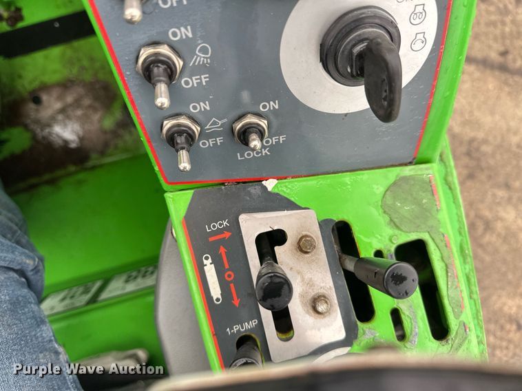 image for item DN0922 2014 Avant 630 compact wheel loader