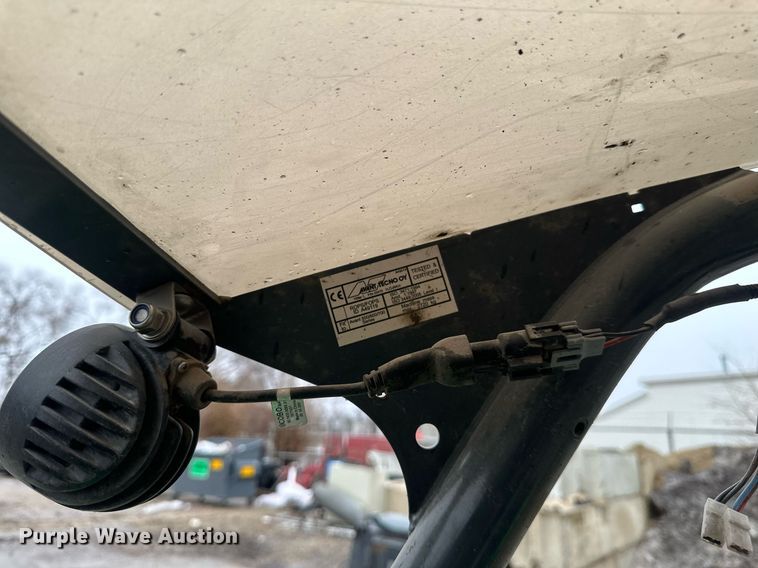 image for item DN0922 2014 Avant 630 compact wheel loader