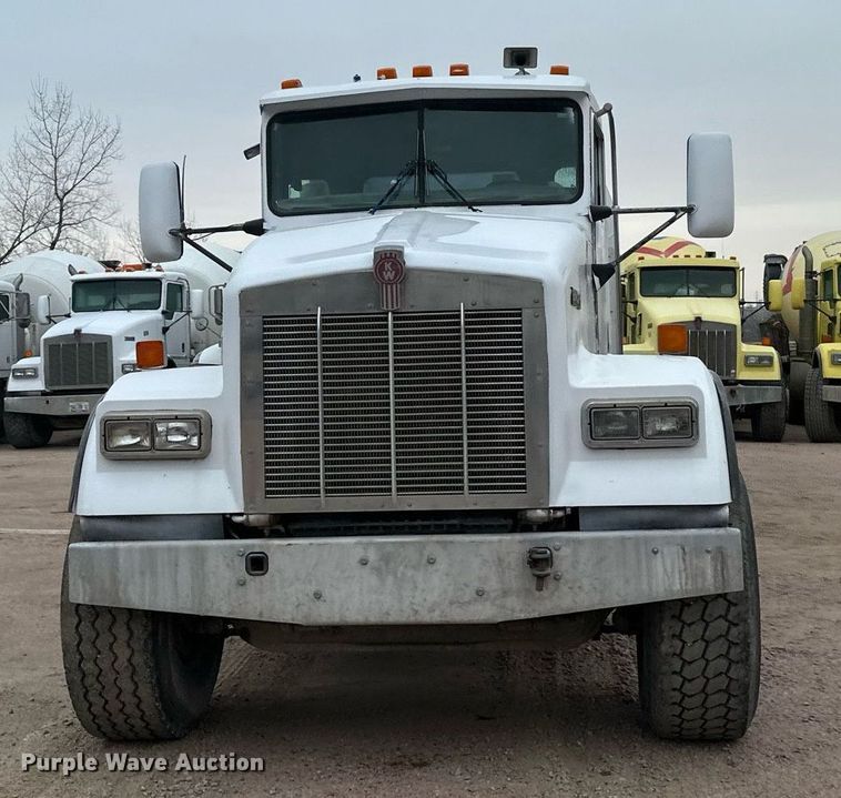 image for item DN0937 2003 Kenworth W900 ready mix truck