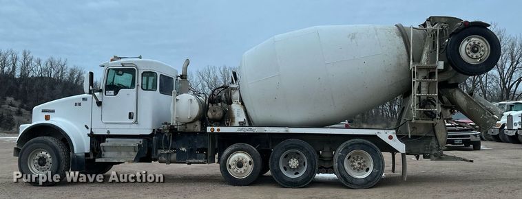 image for item DN0937 2003 Kenworth W900 ready mix truck