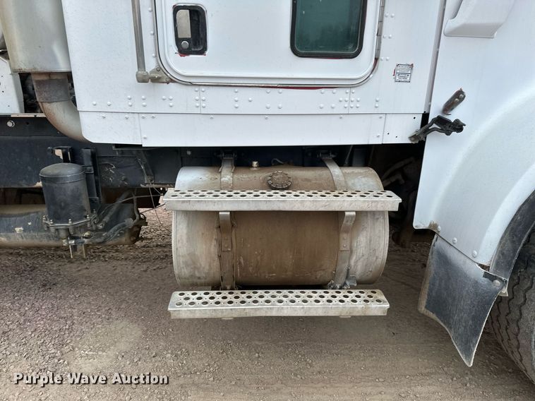 image for item DN0937 2003 Kenworth W900 ready mix truck