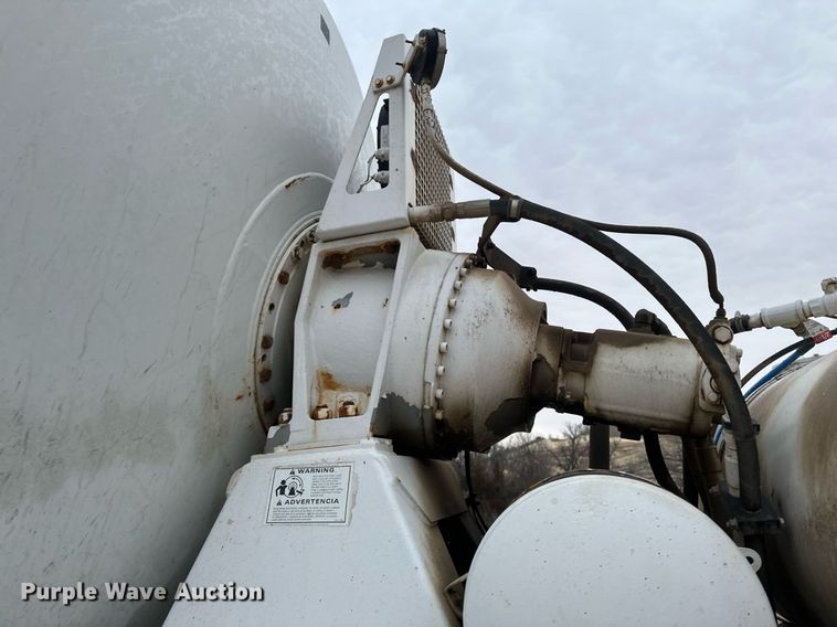 image for item DN0937 2003 Kenworth W900 ready mix truck