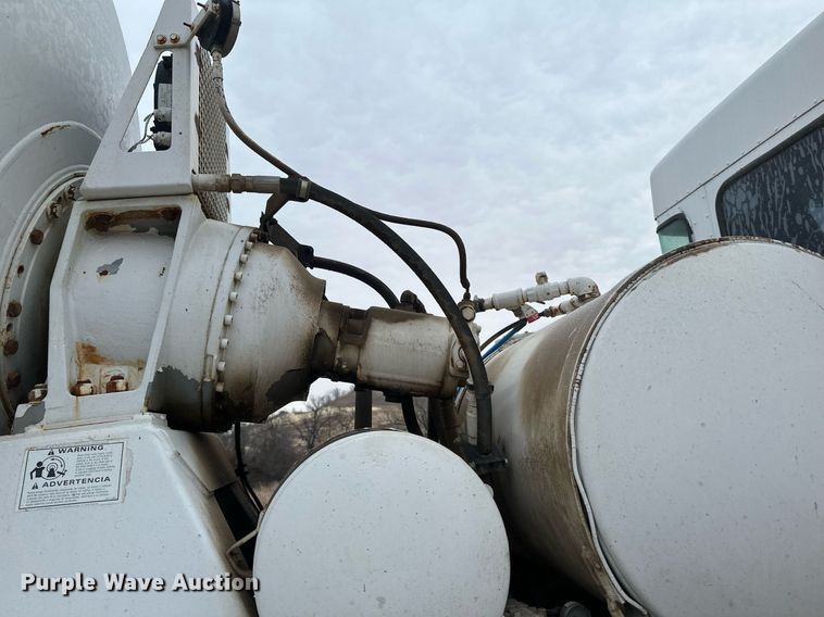 image for item DN0937 2003 Kenworth W900 ready mix truck