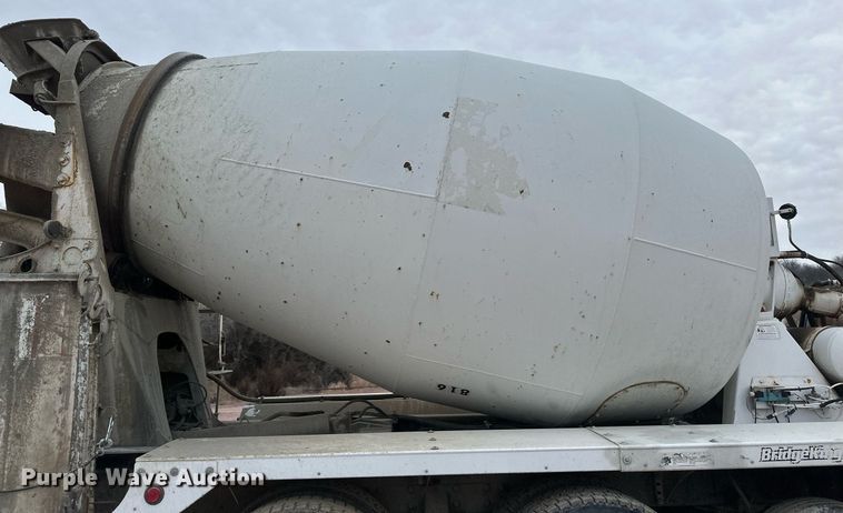 image for item DN0937 2003 Kenworth W900 ready mix truck