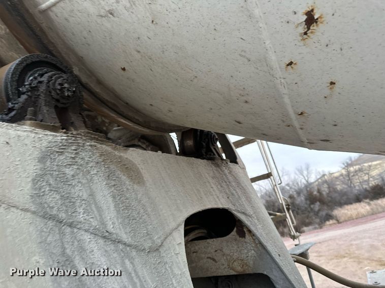 image for item DN0937 2003 Kenworth W900 ready mix truck