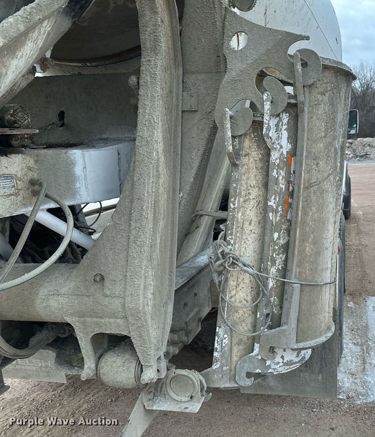 image for item DN0937 2003 Kenworth W900 ready mix truck