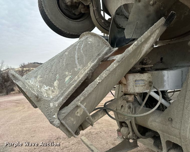 image for item DN0937 2003 Kenworth W900 ready mix truck