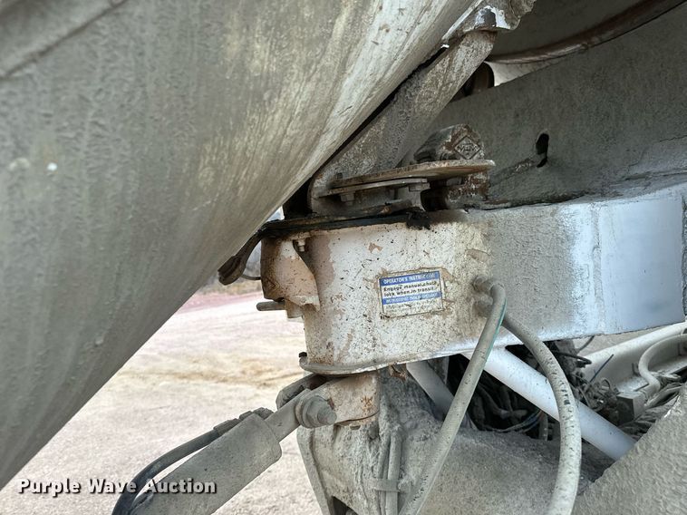 image for item DN0937 2003 Kenworth W900 ready mix truck