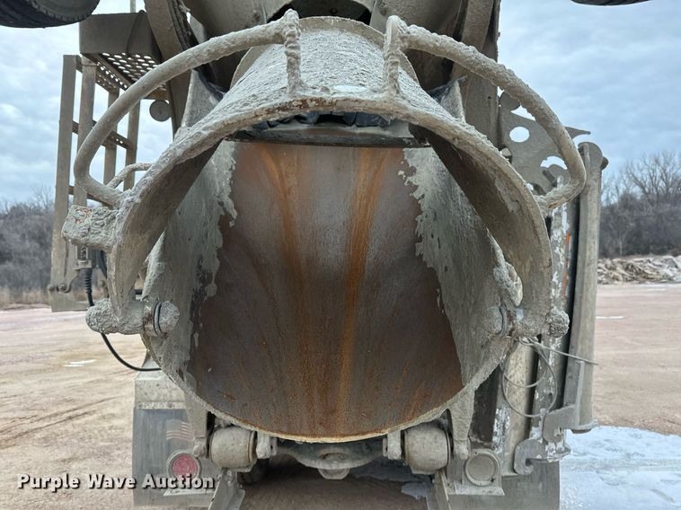 image for item DN0937 2003 Kenworth W900 ready mix truck