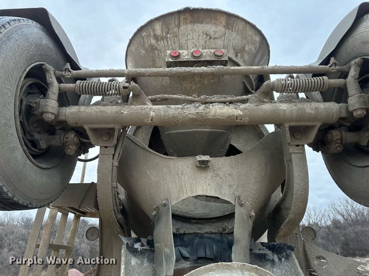 image for item DN0937 2003 Kenworth W900 ready mix truck