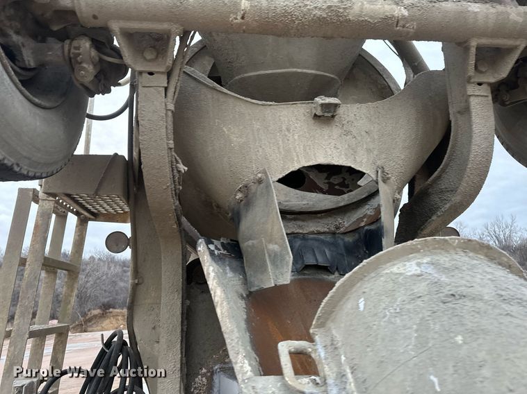 image for item DN0937 2003 Kenworth W900 ready mix truck