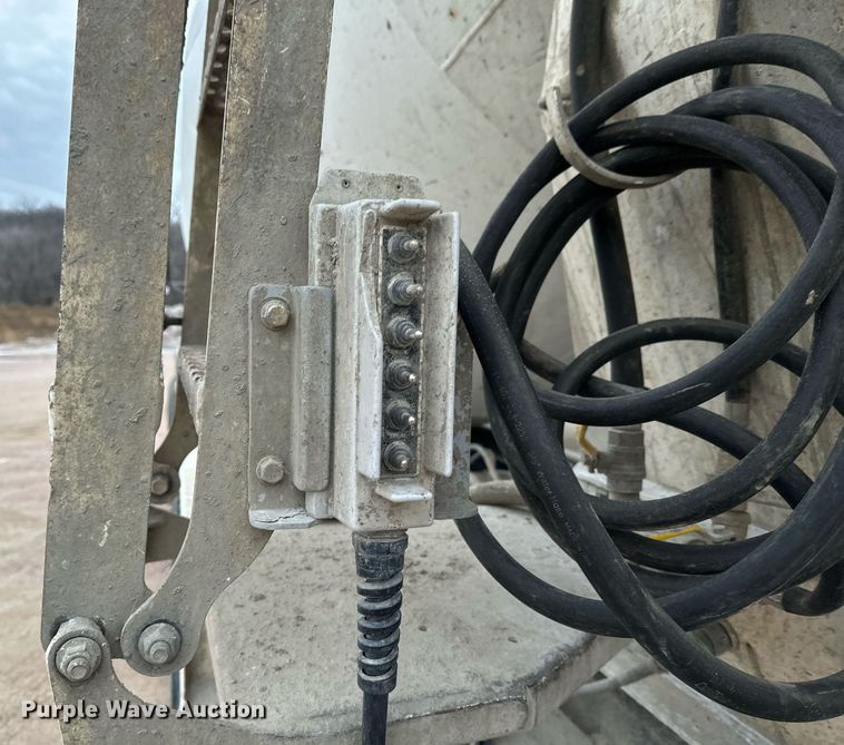 image for item DN0937 2003 Kenworth W900 ready mix truck