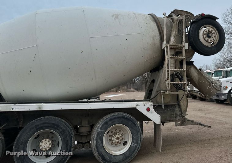 image for item DN0937 2003 Kenworth W900 ready mix truck