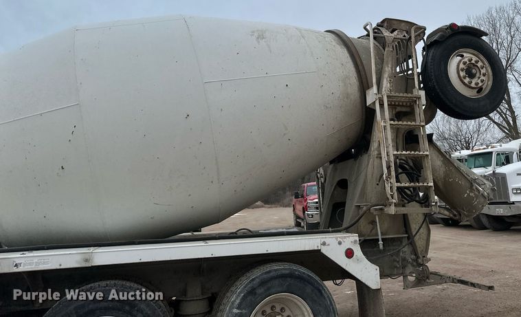 image for item DN0937 2003 Kenworth W900 ready mix truck