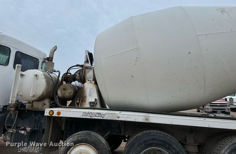 image for item DN0937 2003 Kenworth W900 ready mix truck