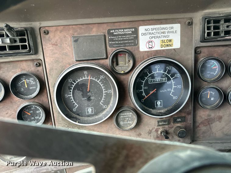 image for item DN0937 2003 Kenworth W900 ready mix truck