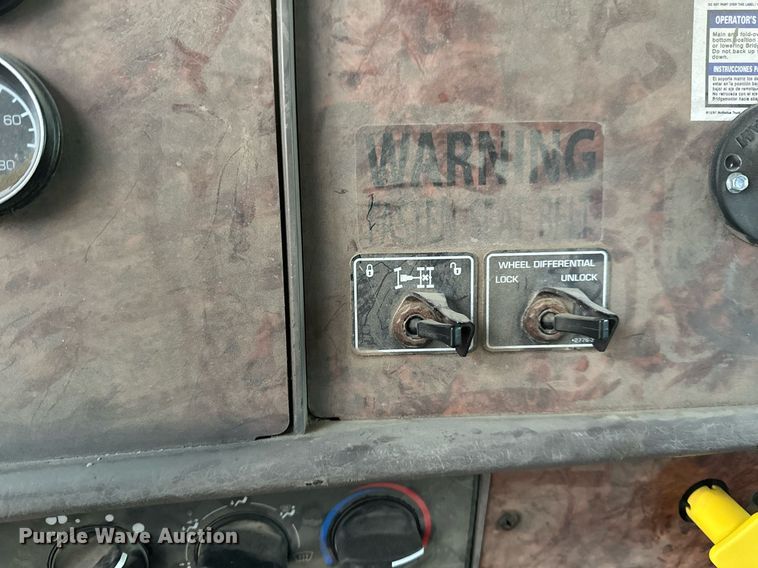 image for item DN0937 2003 Kenworth W900 ready mix truck