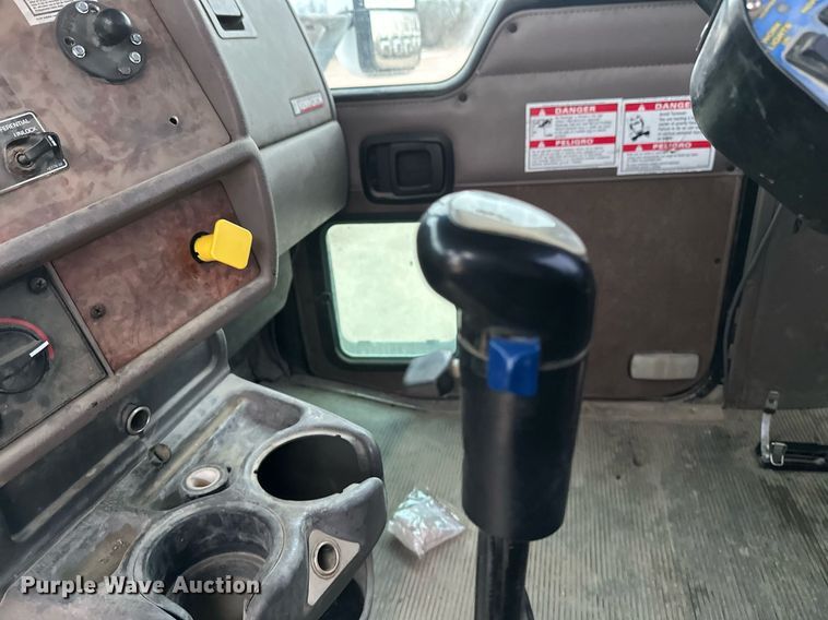 image for item DN0937 2003 Kenworth W900 ready mix truck