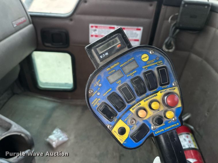 image for item DN0937 2003 Kenworth W900 ready mix truck